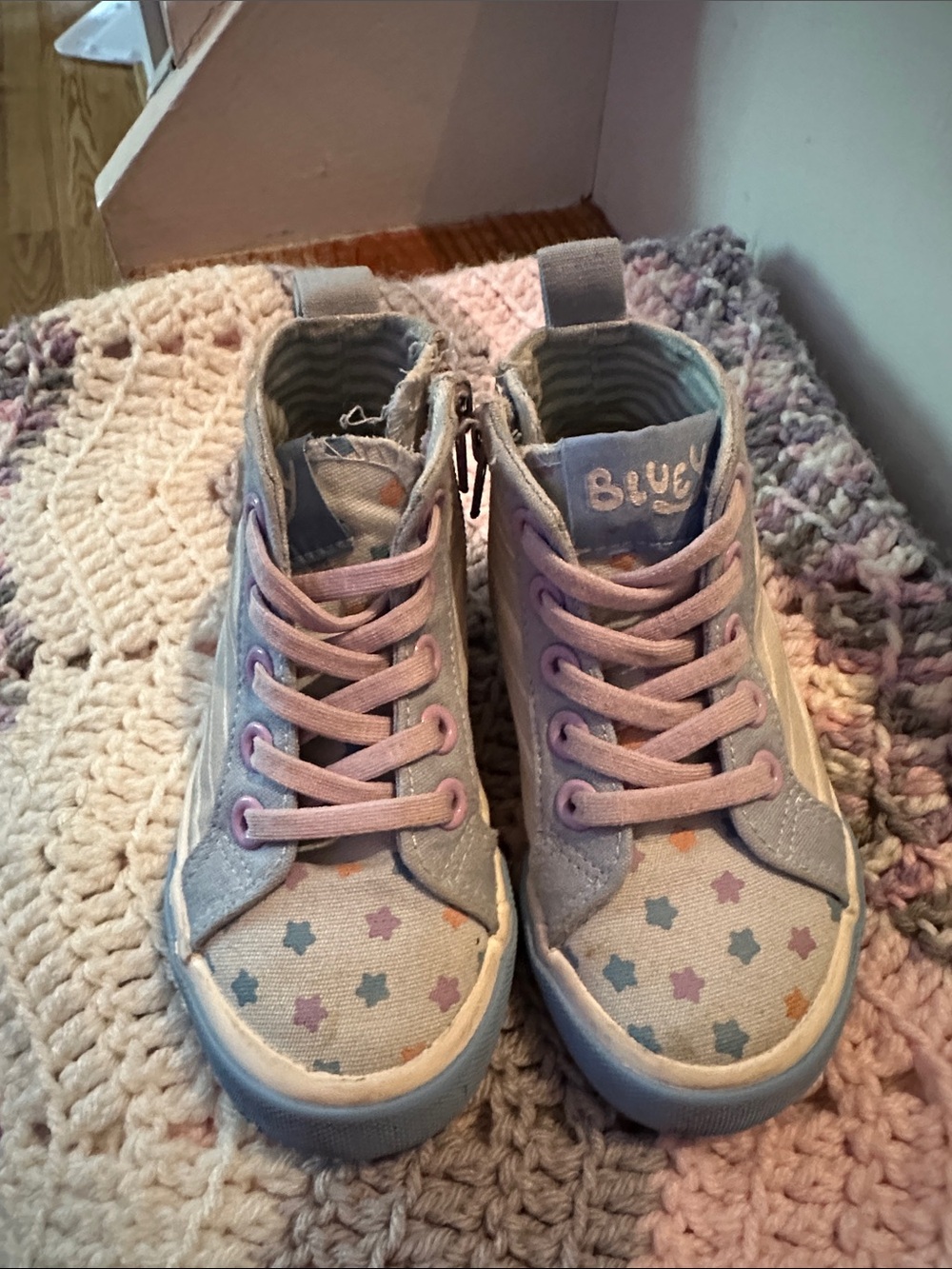 Kids High-Top Star Print Sneakers - Light Pink & Blue